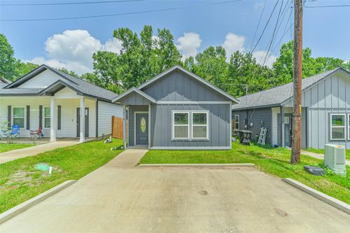 16518 Eastchase, Montgomery, TX, 77316-6704 | Card Image