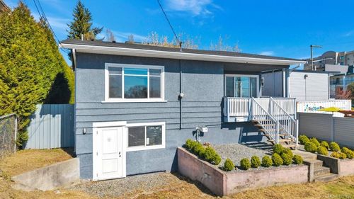 310 Mount Benson St, Nanaimo, BC, V9S1B6 | Card Image