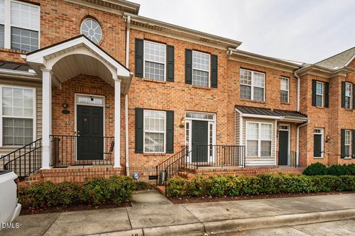 18 Scottish Ln, Durham, NC, 27707-5294 | Card Image