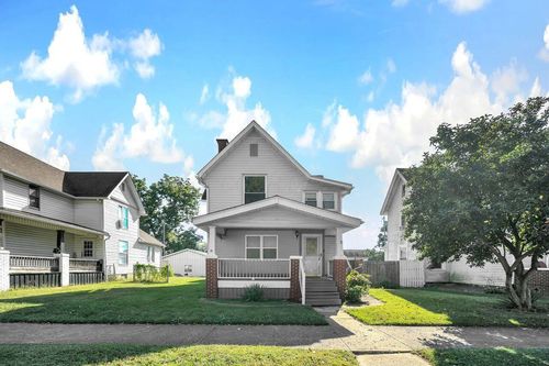 160 N Cedar St, Newark, OH, 43055-6769 | Card Image