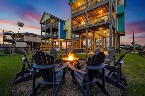 1998 Avenue G, Crystal Beach, TX, 77650 | Card Image