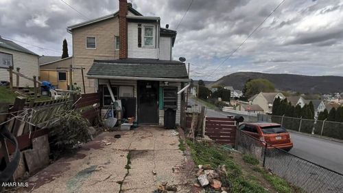 1000 W Mulberry Street, Coal Township, PA, 17866 | Card Image