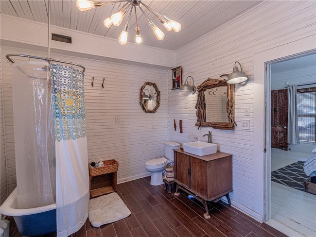 501 Nw C St, House other with 5 bedrooms, 3 bathrooms and null parking in Bentonville AR | Image 18