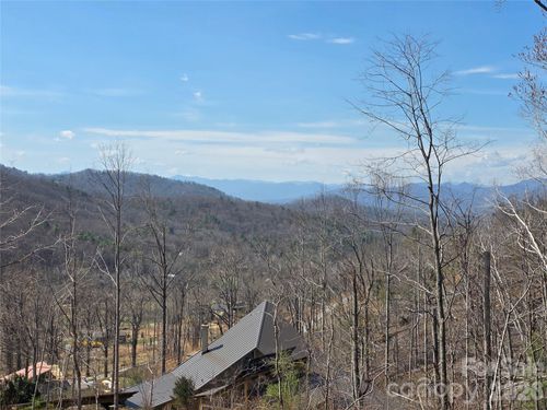7-5 Whisper Creek Ln, Asheville, NC, 28804-1859 | Card Image