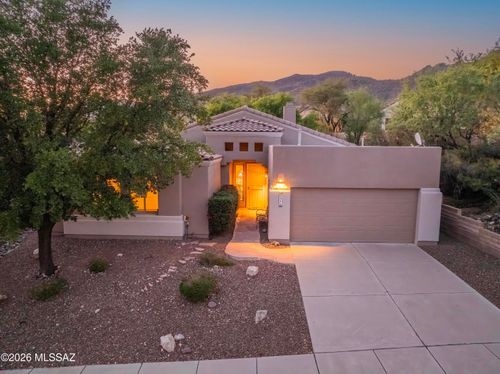 5305 N Spring View Dr, Tucson, AZ, 85749-7115 | Card Image