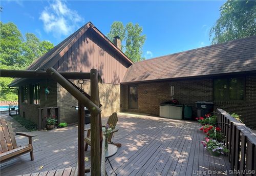 638 S County Road 900 W, Holton, IN, 47023-9038 | Card Image