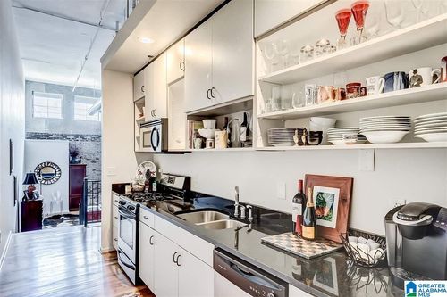 apt-11-2412 2nd Ave N, BIRMINGHAM, AL, 35203-3865 | Card Image