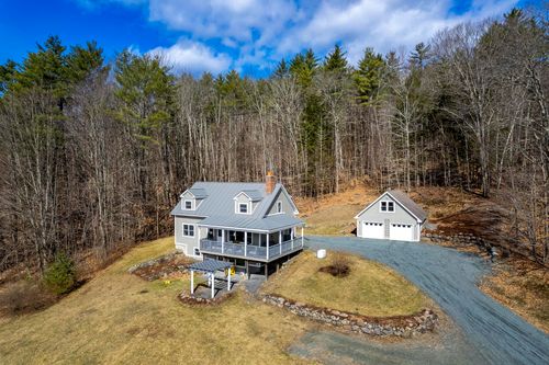 553 Bragg Hill Rd, Fairlee, VT, 05045-4405 | Card Image