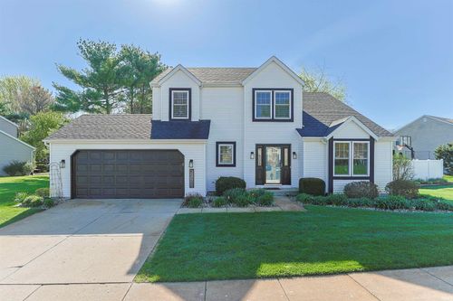 51732 James Lawrence Pkwy, Granger, IN, 46530-8456 | Card Image