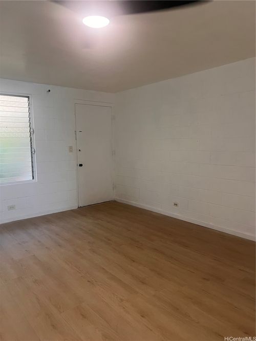 118-94-245 Leowahine St, Waipahu, HI, 96797-2146 | Card Image