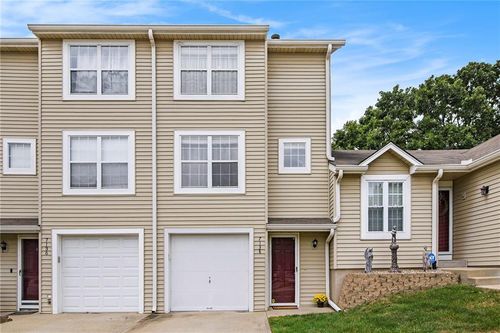 7138 N Kingston Ct, Gladstone, MO, 64119-1263 | Card Image