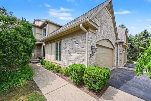 2785 Maitland Dr, Ann Arbor, MI, 48105-1587 | Card Image