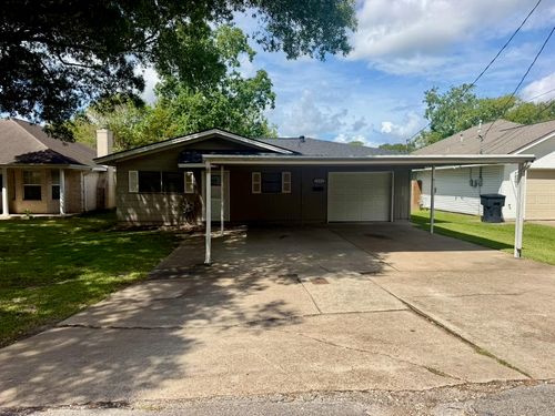 2404 Avenue A, Nederland, TX, 77627 | Card Image