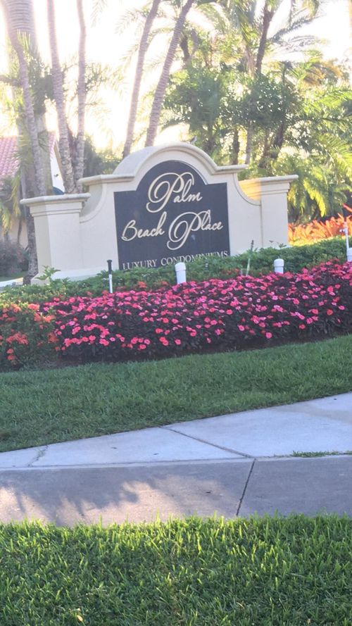 a-1581 Windorah Way, West Palm Beach, FL, 33411-3925 | Card Image