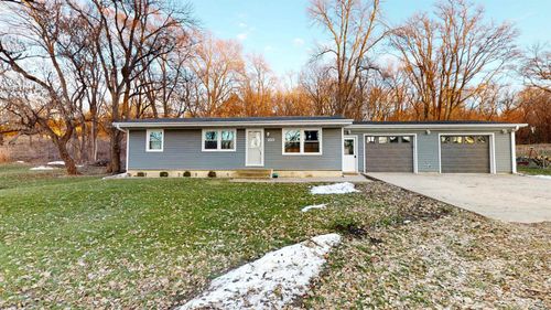 103 Walnut St, Sioux Rapids, IA, 50585-7749 | Card Image