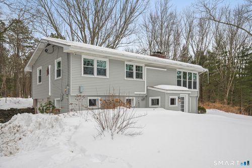 31 Hartford Tpke, Tolland, CT, 06084-2818 | Card Image