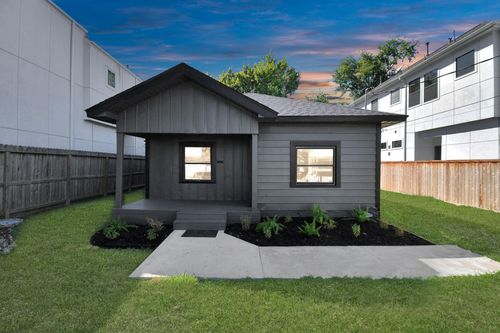 1507 Laird Street, Houston, TX, 77008 | Card Image