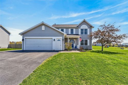 75 Westcombe Park, West Henrietta, NY, 14586-9465 | Card Image