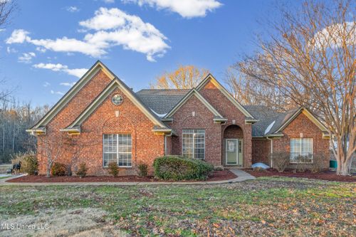 14504 Harrison Dr, Byhalia, MS, 38611-7361 | Card Image