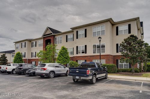 unit-103-2820 Bloomfield Ln, Wilmington, NC, 28412-7523 | Card Image
