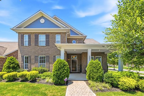 1551 Drakes Creek Rd, Hendersonville, TN, 37075-8637 | Card Image