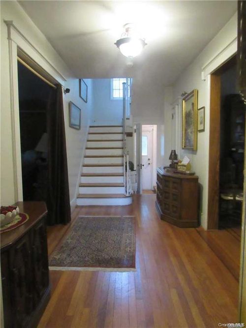 8302 116th St, Richmond Hill, NY, 11418-3414 | Card Image