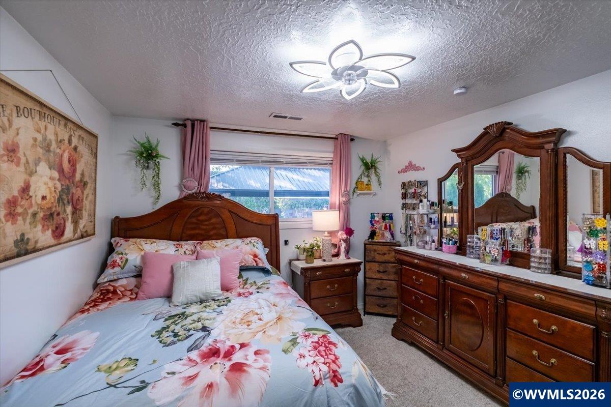 Residential in Woodburn 5