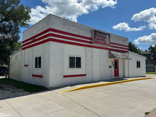 1000 Summer St, Burlington, IA, 52601-4019 | Card Image