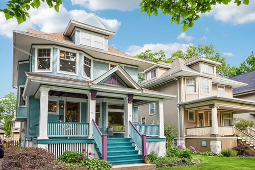 734 Gunderson Ave, Oak Park, IL, 60304-1424 | Card Image