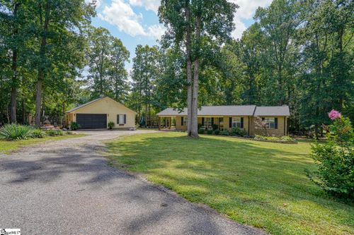 6425 Greenfield Drive, Spartanburg, SC, 29303 | Card Image