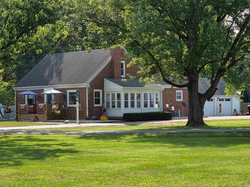 41 S Park Drive, Anderson, IN, 46011-1747 | Card Image