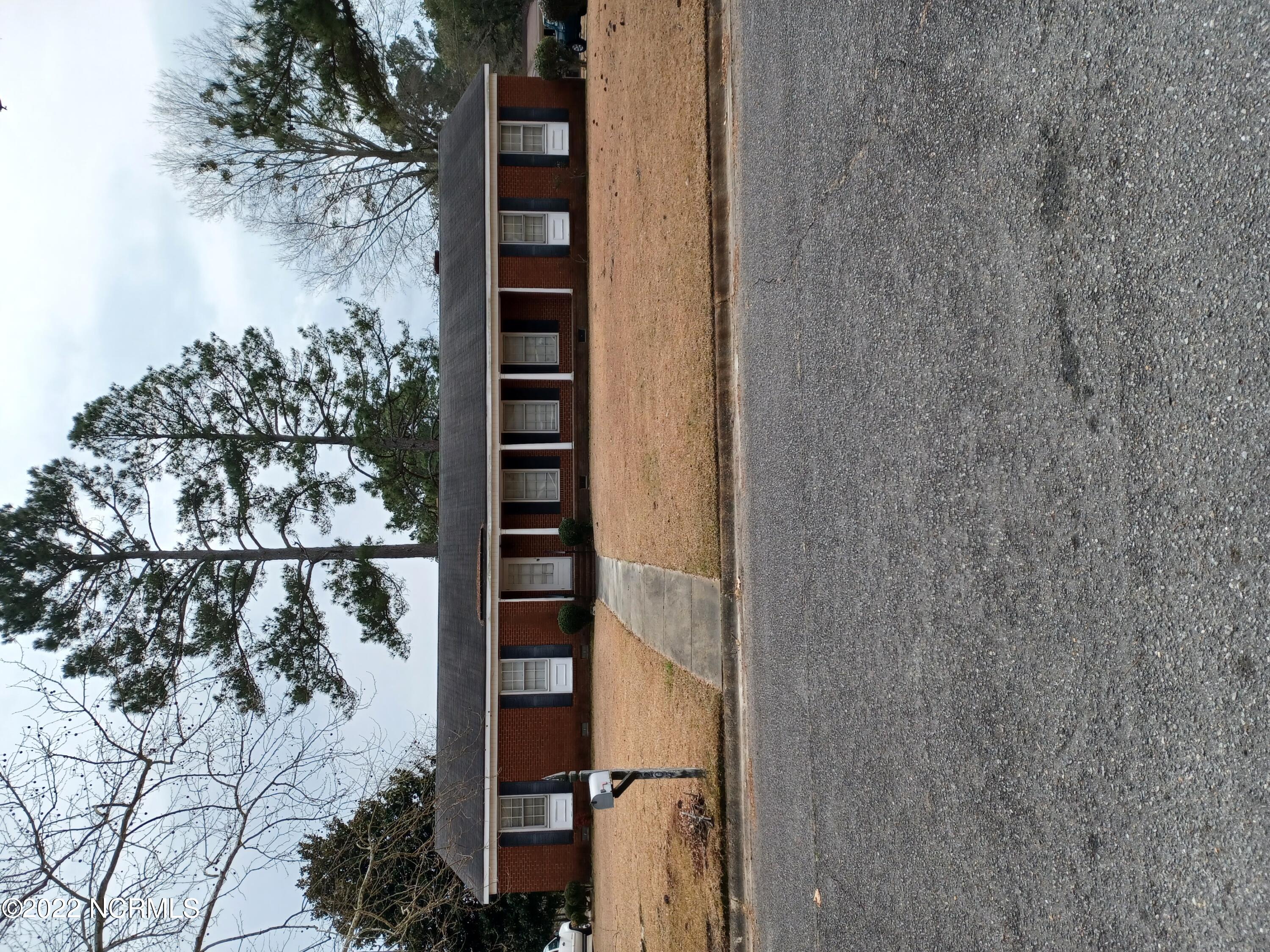 Hillman Rd, Kinston, NC 28504