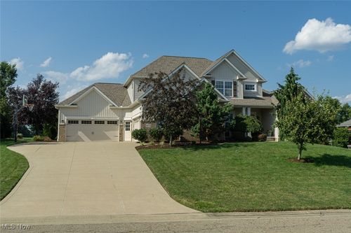 9273 Hunters Chase Street Nw, Massillon, OH, 44646 | Card Image