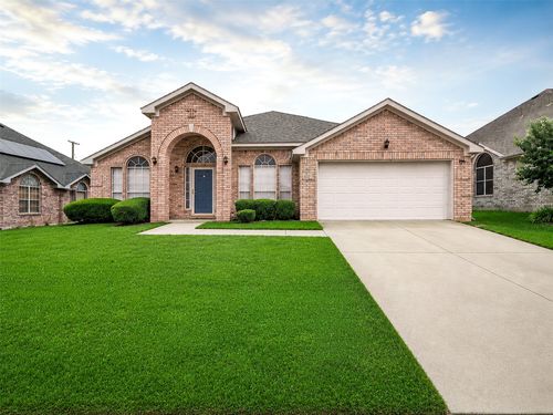 1022 Pondview Dr, Cedar Hill, TX, 75104-6224 | Card Image