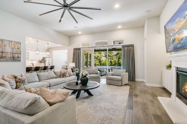 206 Bridge Water Loop, House other with 4 bedrooms, 4 bathrooms and 4 parking in Dripping Springs TX | Image 15