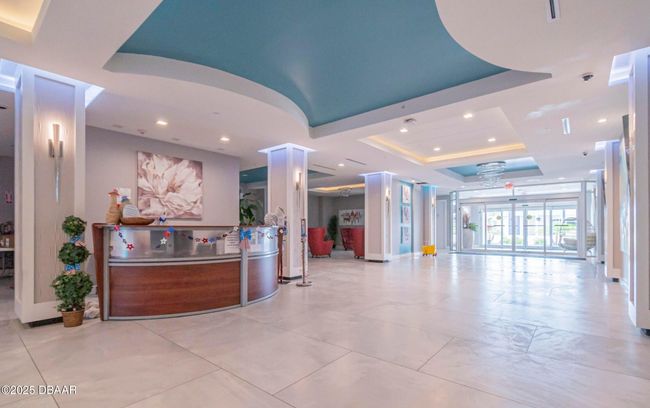 213-1909 S Atlantic Oceanside Inn Lobby | Image 4