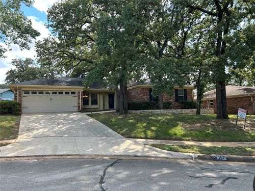 3028 Scenic Hills Ct, Bedford, TX, 76021-2820 | Card Image
