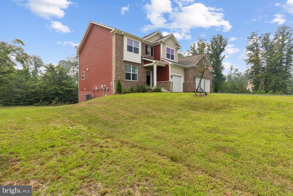 Residential in FREDERICKSBURG 4