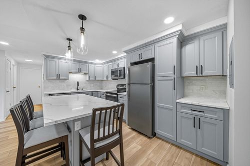 apt-7-56 Coffey St, Boston, MA, 02122-2322 | Card Image