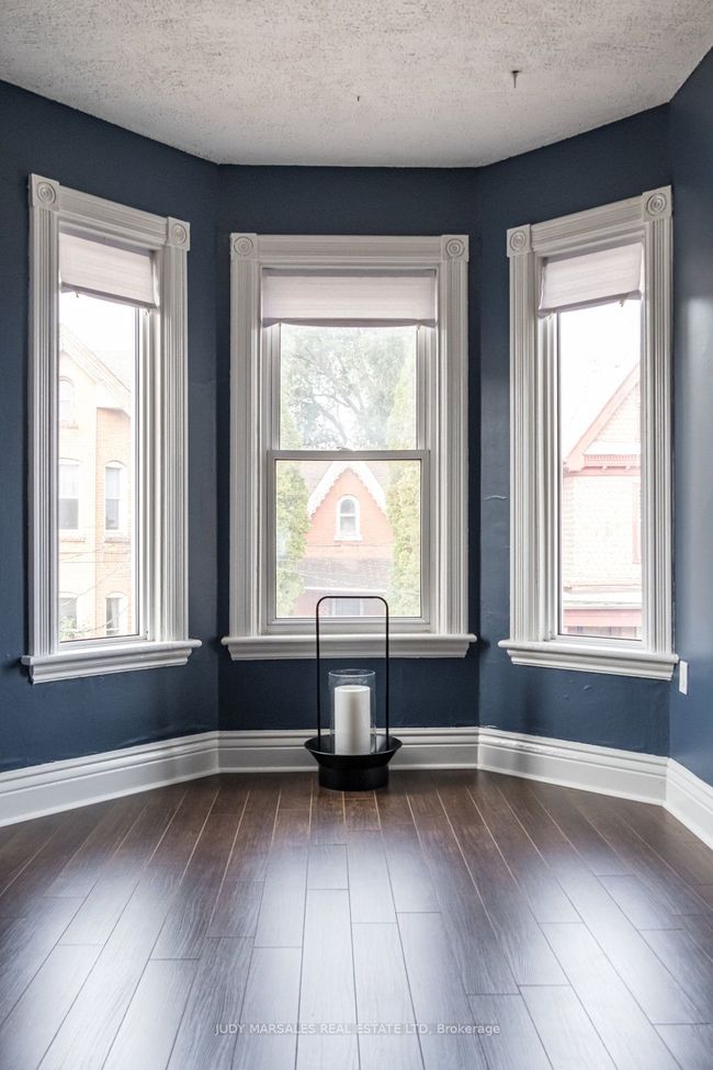 72 Oak Ave, House other with 3 bedrooms, 1 bathrooms and 1 parking in Hamilton ON | Image 28