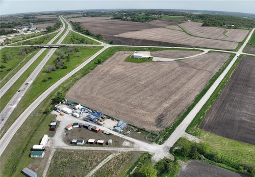 4299 Lewis Access Rd, Center Point, IA, 52213-9502 | Card Image