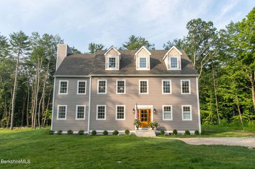 18 Cross Rd To Canaan Valley Rd, Southfield, MA, 01259-9709 | Card Image