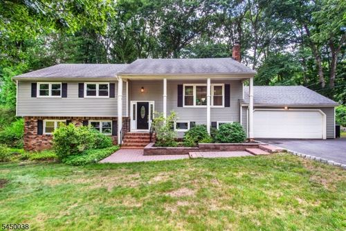 11 Southview Rd, Randolph, NJ, 07869-4812 | Card Image