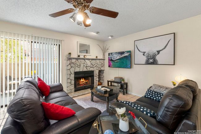 E102 - 5322 Medical Dr, Condo with 1 bedrooms, 1 bathrooms and null parking in San Antonio TX | Image 4