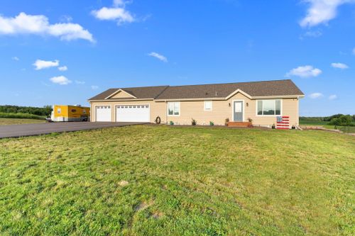 16306 Eagle Ridge Circle, Chengwatana Twp, MN, 55063 | Card Image