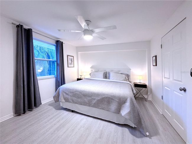 240 Pocono Trl E, House other with 2 bedrooms, 2 bathrooms and null parking in NOKOMIS FL | Image 17