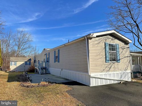 315 Ashford Ln, HEREFORD, PA, 18056-1537 | Card Image