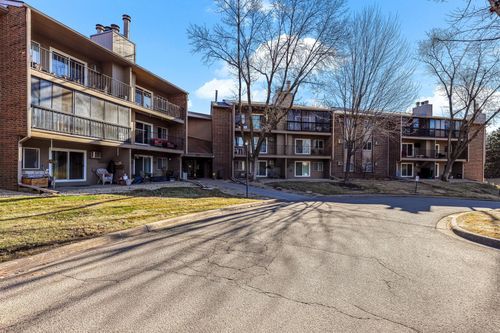 apt-323-3850 Plymouth Blvd, Plymouth, MN, 55446-3298 | Card Image