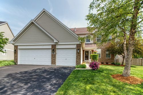 8307 Newbridge Ct, Joliet, IL, 60431-7738 | Card Image