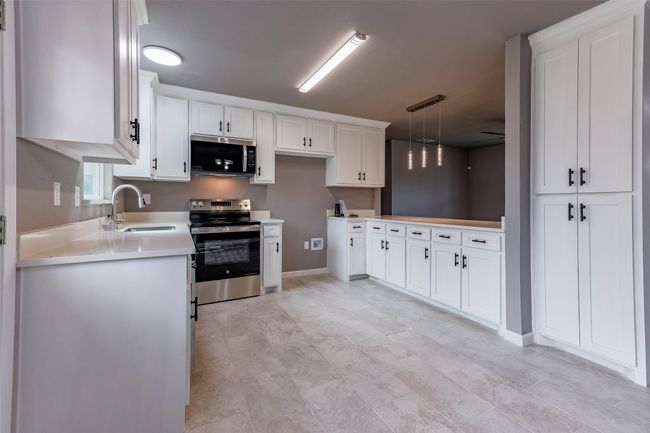 335 Highland Dr, House other with 3 bedrooms, 2 bathrooms and null parking in Arlington TX | Image 10